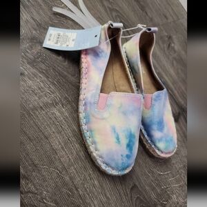 Colorful Tie-Dye Girls Slip-On Shoes Size 13 NWT